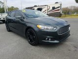 2016 Ford Fusion SE Front 3/4 View