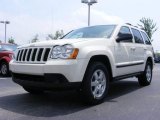 2009 Stone White Jeep Grand Cherokee Laredo #11891995