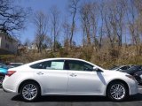 2017 Toyota Avalon Hybrid Limited Data, Info and Specs