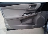 2017 Toyota Camry Hybrid XLE Door Panel