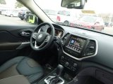 2017 Jeep Cherokee Limited 4x4 Dashboard
