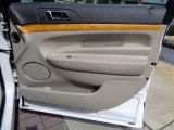 2010 Lincoln MKT FWD Door Panel