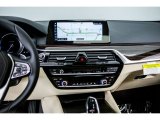 2017 BMW 5 Series 530i Sedan Controls