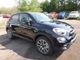 2017 Fiat 500X Trekking AWD Front 3/4 View