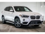 2017 BMW X1 sDrive28i Front 3/4 View