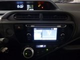 2017 Toyota Prius c One Controls