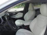2017 Jeep Cherokee Overland 4x4 Front Seat
