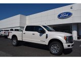 2017 Ford F250 Super Duty Platinum Crew Cab 4x4 Front 3/4 View