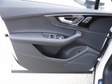 2017 Audi Q7 2.0T quattro Premium Door Panel