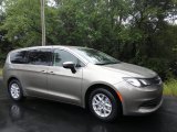 2017 Chrysler Pacifica Molten Silver