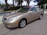 2006 Lexus ES 330 Front 3/4 View