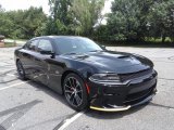 2017 Dodge Charger R/T Scat Pack Front 3/4 View