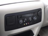 2015 GMC Yukon Denali 4WD Controls