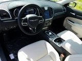 2017 Chrysler 300 Interiors