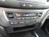 2017 Honda Ridgeline RTS AWD Controls
