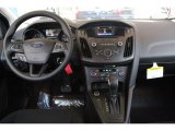 2017 Ford Focus SE Sedan Controls