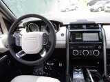 2017 Land Rover Discovery HSE Luxury Dashboard