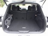2017 Jeep Cherokee Overland 4x4 Trunk