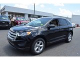 2017 Ford Edge SE Front 3/4 View
