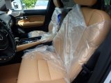 2018 Volvo XC90 T6 AWD Momentum Front Seat
