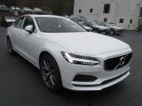 2017 Volvo S90 T5 Data, Info and Specs