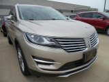 2017 White Gold Lincoln MKC Select #121249607