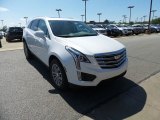 2017 Crystal White Tricoat Cadillac XT5 Luxury AWD #121652401