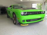 2017 Green Go Dodge Challenger SRT Hellcat #121808090