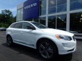 2017 Volvo XC60 T6 AWD Dynamic Front 3/4 View