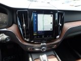 2018 Volvo XC60 T5 AWD Momentum Controls