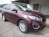 2018 Kia Sorento LX AWD Front 3/4 View