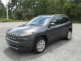 Granite Crystal Metallic Jeep Cherokee in 2017