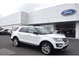 2017 Oxford White Ford Explorer XLT #122189364