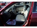 2018 Chrysler 300 Touring Black/Linen Interior
