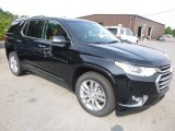 2018 Chevrolet Traverse High Country AWD Front 3/4 View