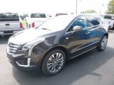 2018 Cadillac XT5 Premium Luxury AWD Front 3/4 View