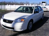 White Chevrolet Malibu in 2007