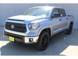 2018 Toyota Tundra SR5 CrewMax 4x4 Front 3/4 View