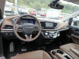 2018 Chrysler Pacifica Limited Black/Deep Mocha Interior