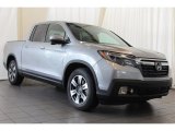 2018 Honda Ridgeline RTL-T Front 3/4 View