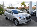 2017 Volvo XC60 T5 Inscription Front 3/4 View