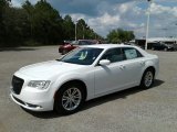 2018 Bright White Chrysler 300 Touring #122984068