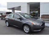 2017 Magnetic Ford Focus SE Sedan #123196076