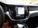 2018 Volvo XC60 T6 AWD Momentum Controls
