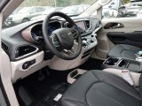 2018 Chrysler Pacifica Touring L Black/Alloy Interior
