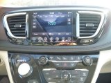 2018 Chrysler Pacifica Limited Controls