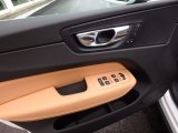 2018 Volvo XC60 T6 AWD Momentum Door Panel