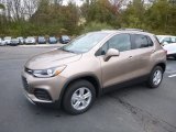 2018 Chevrolet Trax LT AWD Front 3/4 View