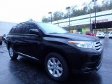 Black Toyota Highlander in 2013