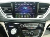 2018 Chrysler Pacifica Hybrid Limited Controls